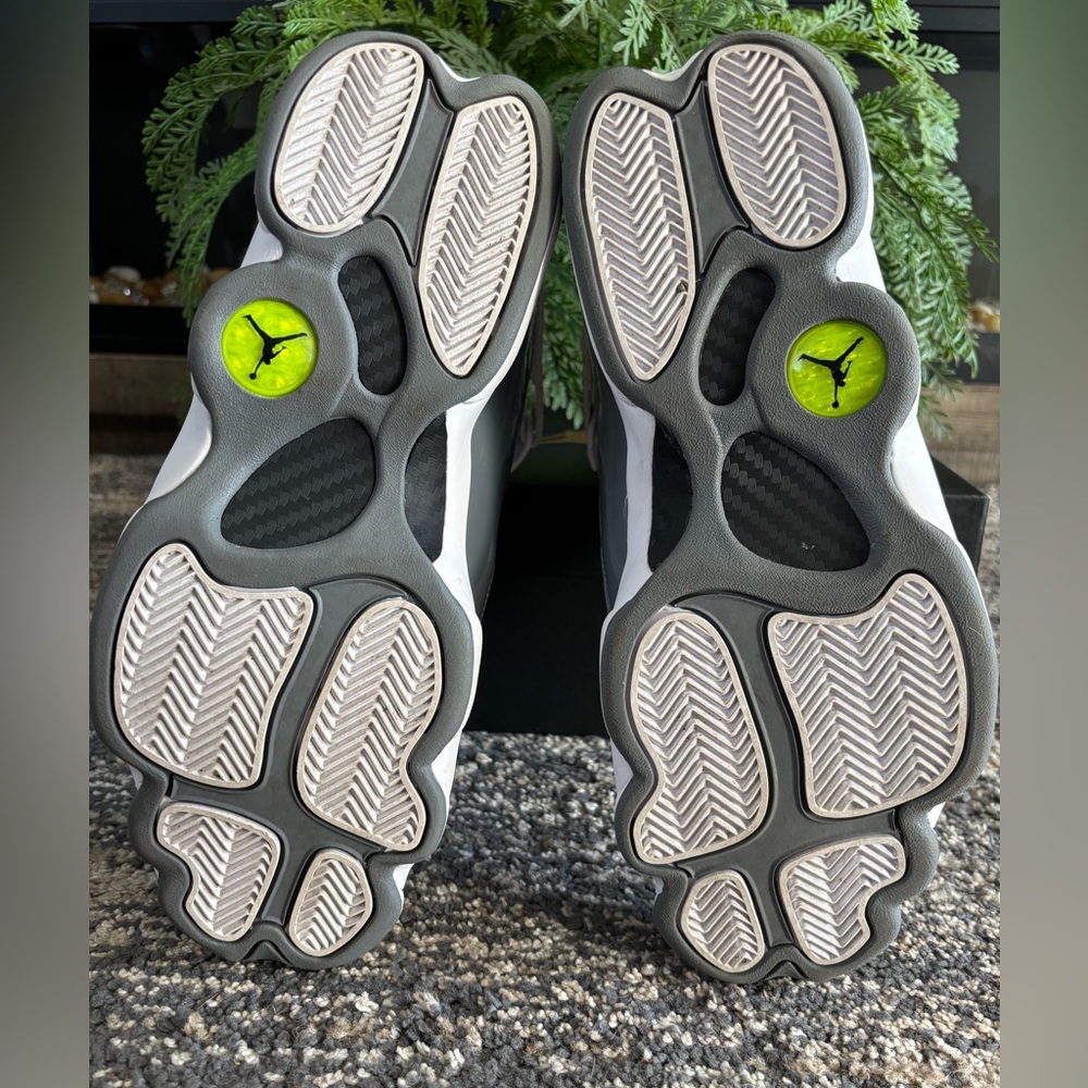 Jordan 6 Rings - Picture 5 of 8